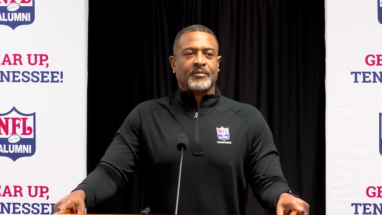 Former Tennessee Titan Brad Hopkins shares personal story about COVID