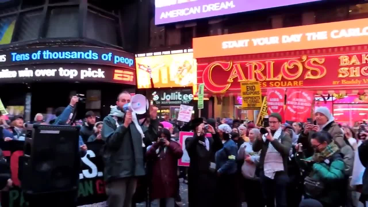 Orthodox Jews Join Protest Against Gaza War in Times Square on New Year ...