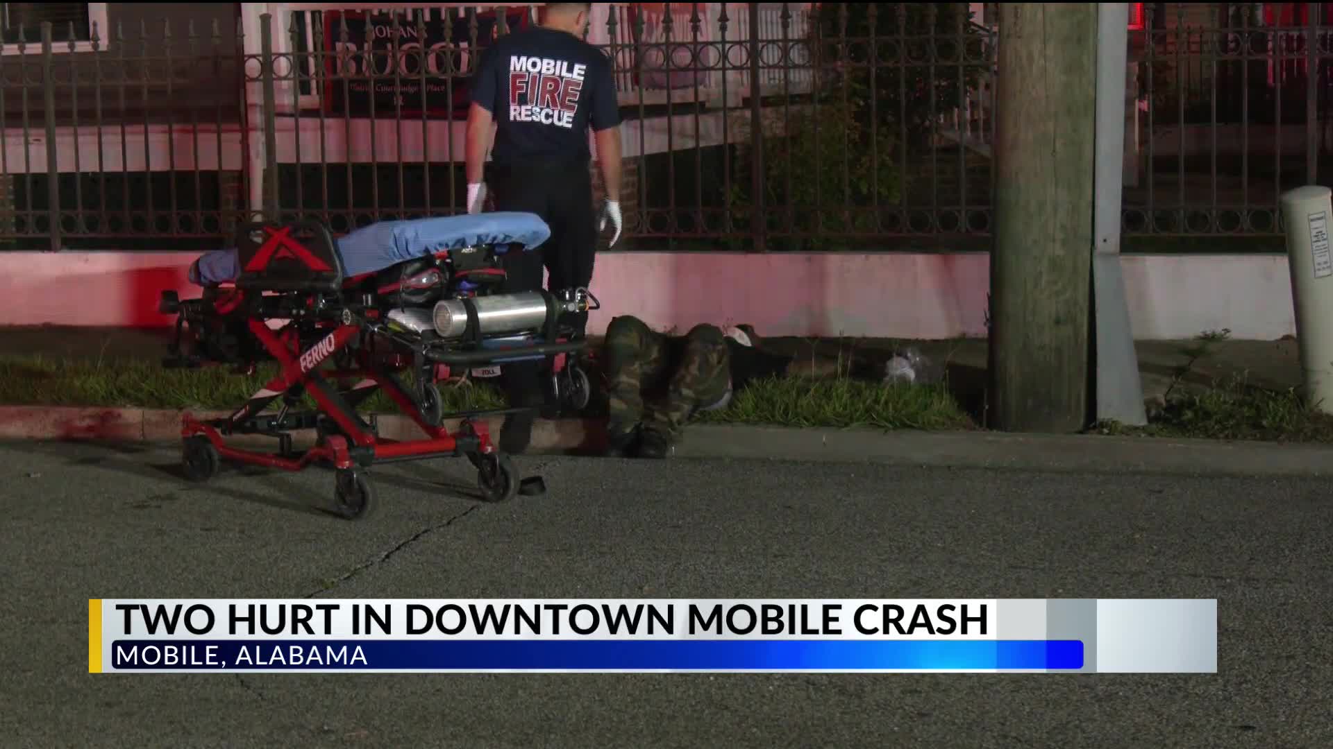 Two hurt in downtown Mobile crash – WKRG News 5