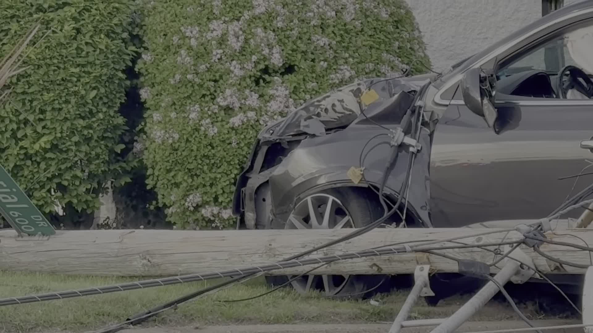 Single car crash on War Memorial on Monday snarls Peoria commute ...
