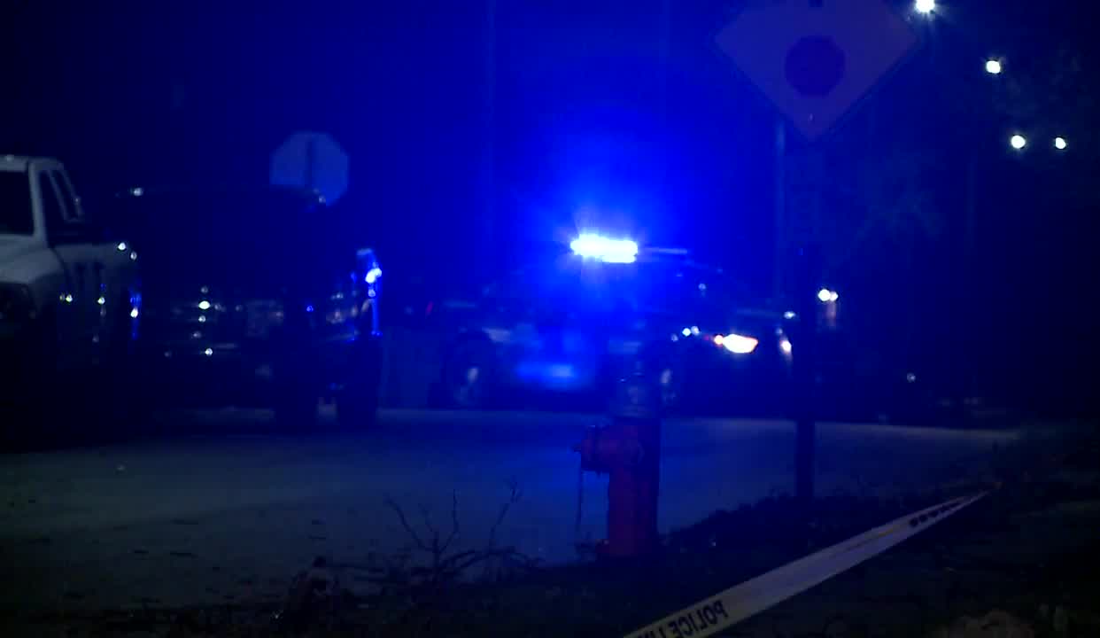 2 teens hospitalized after Cleveland shooting: police – Fox 8 Cleveland WJW