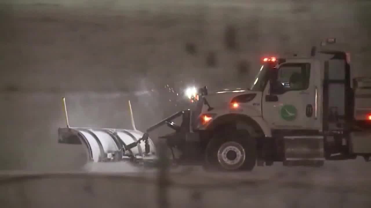 Wintry weekend brings freezing rain and snow; ODOT crews preparing ...