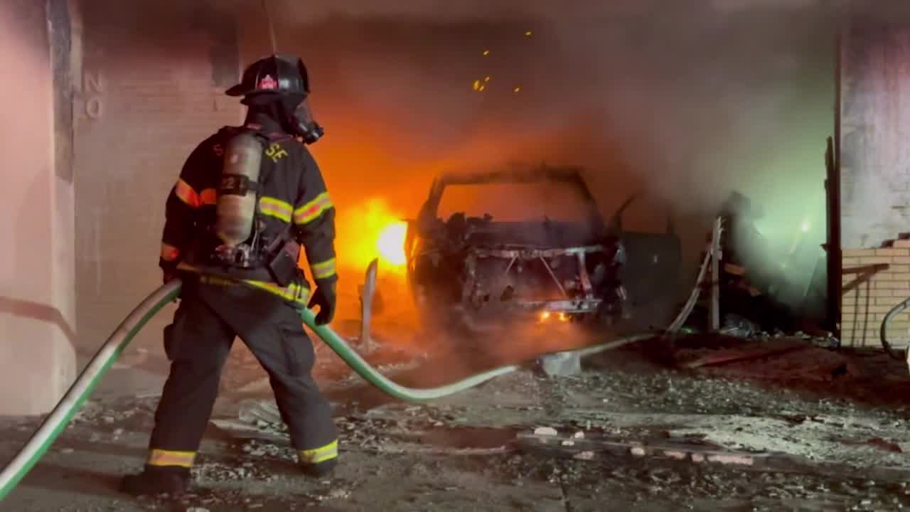 Car smashes into post office, catches fire (KRON) – Fox 8 Cleveland WJW