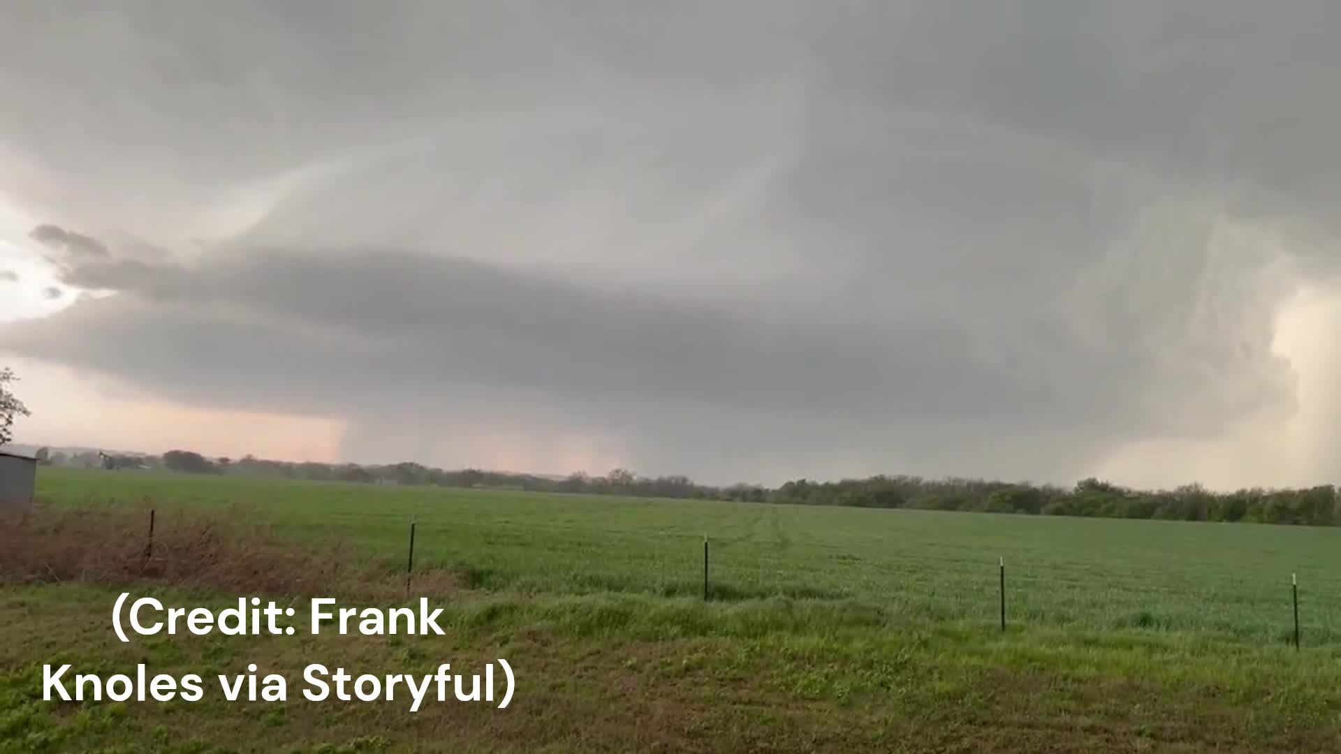 Supercell Looms South Of Oklahoma City As Tornadoes Hit Credit Frank