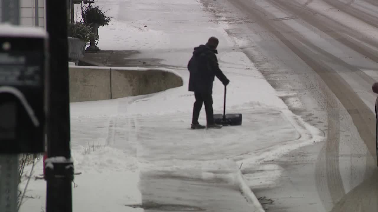 Geauga County crews working around the clock to keep roads clear – Fox ...
