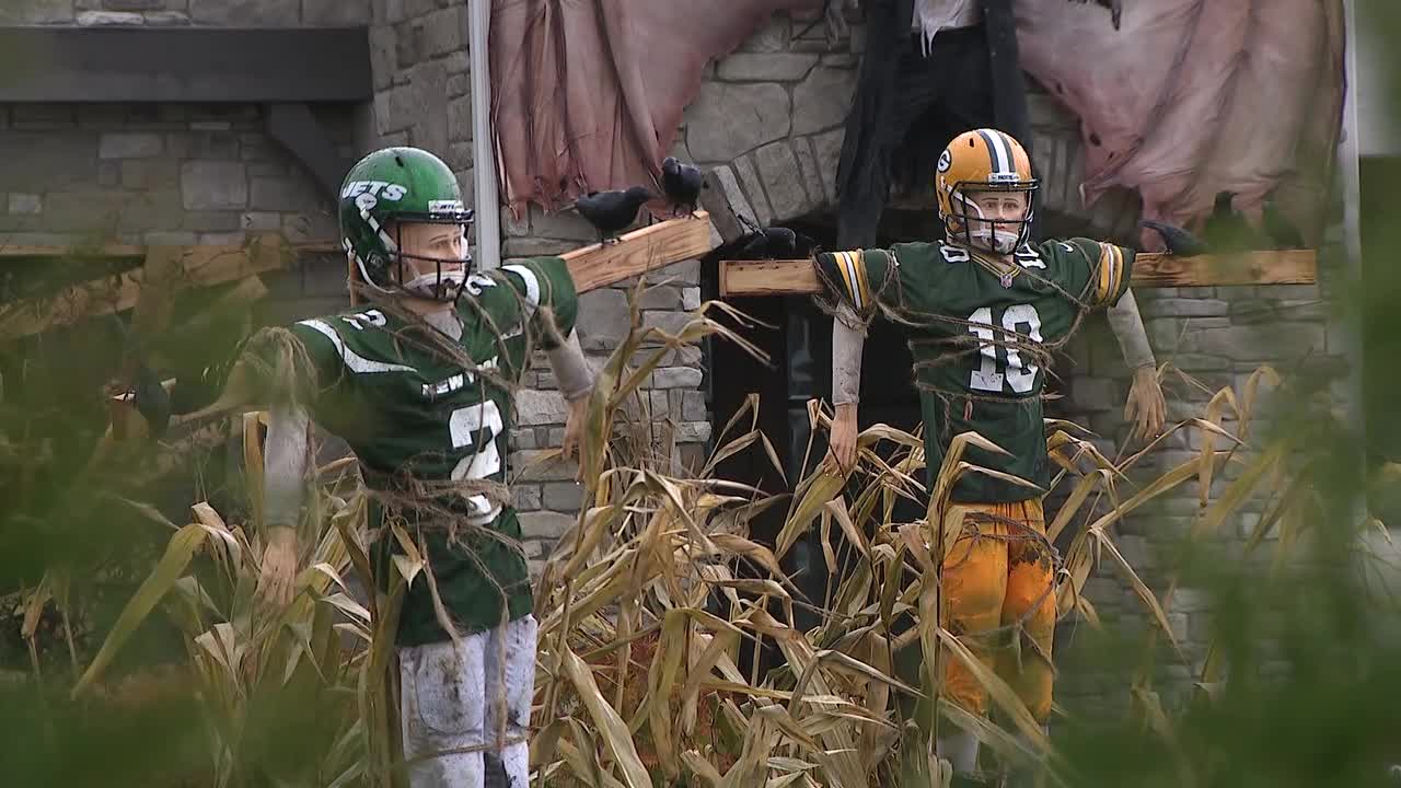 Watch Myles Garrett brings ‘Jeepers Creepers’ to life in Halloween