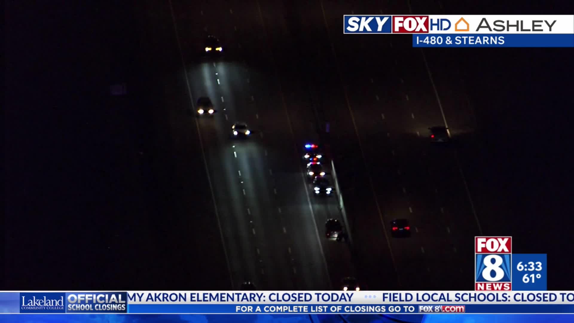 TRAFFIC ALERT: Light pole blocking I-480 – Fox 8 Cleveland WJW