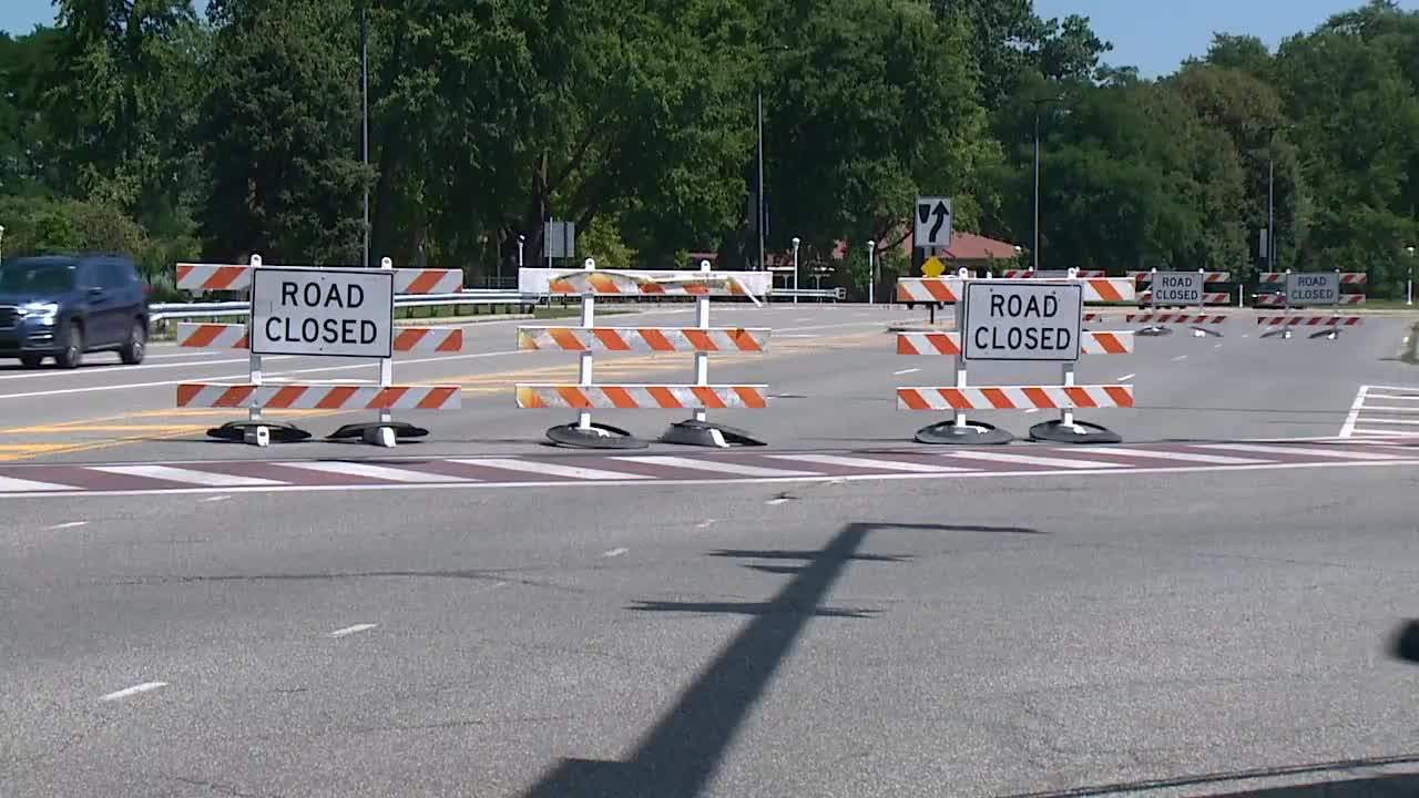 Shoreway water main break shuts down road, crews ‘actively working ...