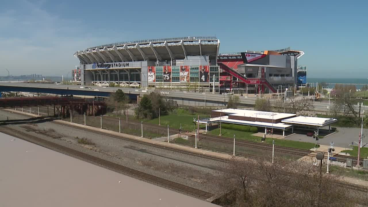 How much does Browns stadium cost the city? What does it bring in