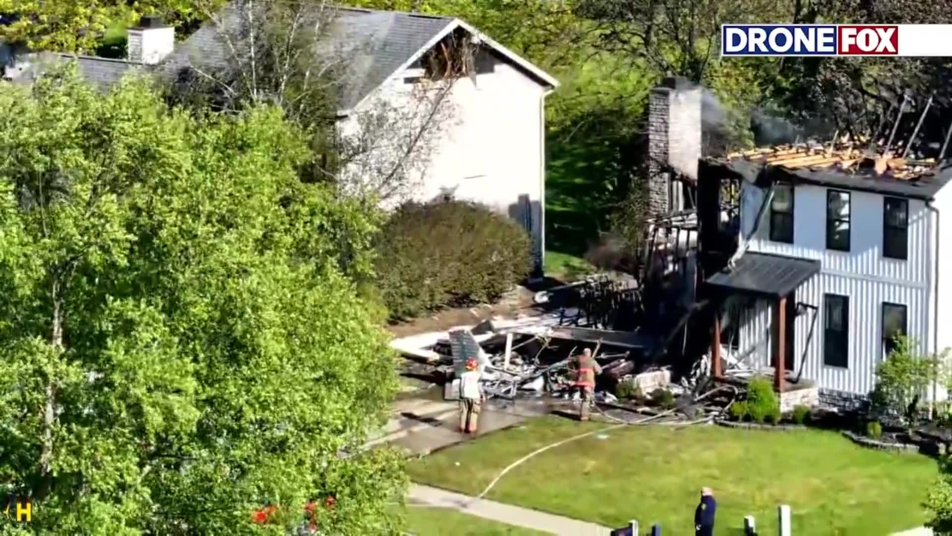 DroneFox: 2 killed after plane crashes into Akron home – Fox 8 ...