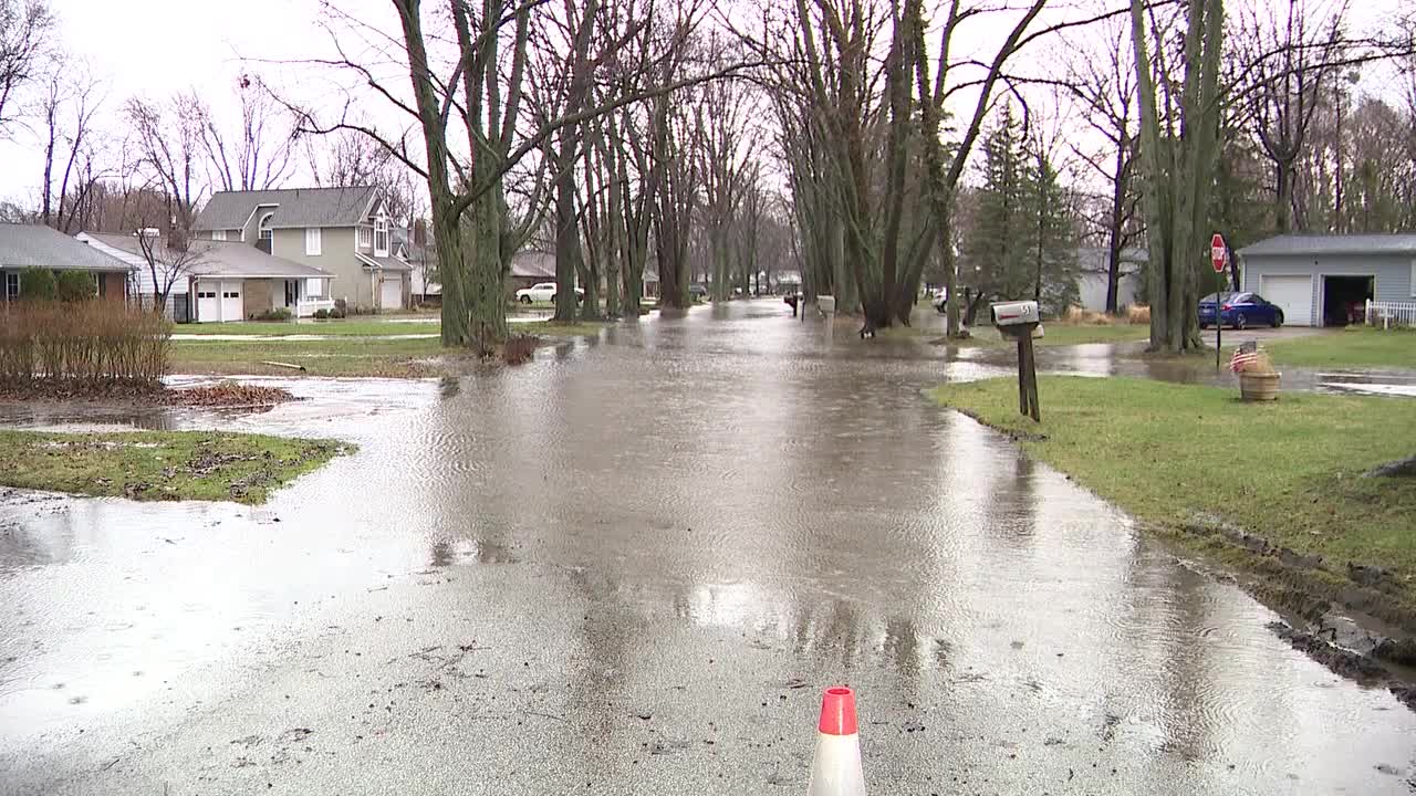 LOOK: Heavy rain and strong winds caused damage, flooding and outages ...