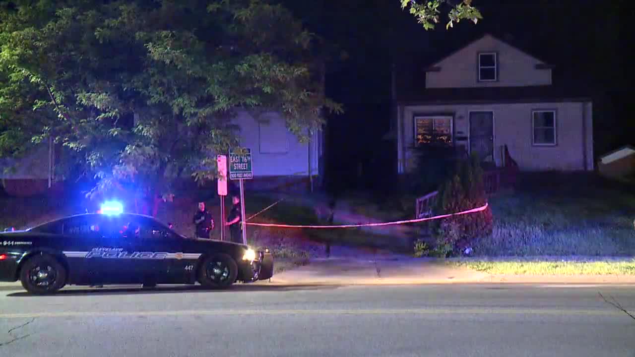 Man shot to death in Cleveland driveway: Police – Fox 8 Cleveland WJW