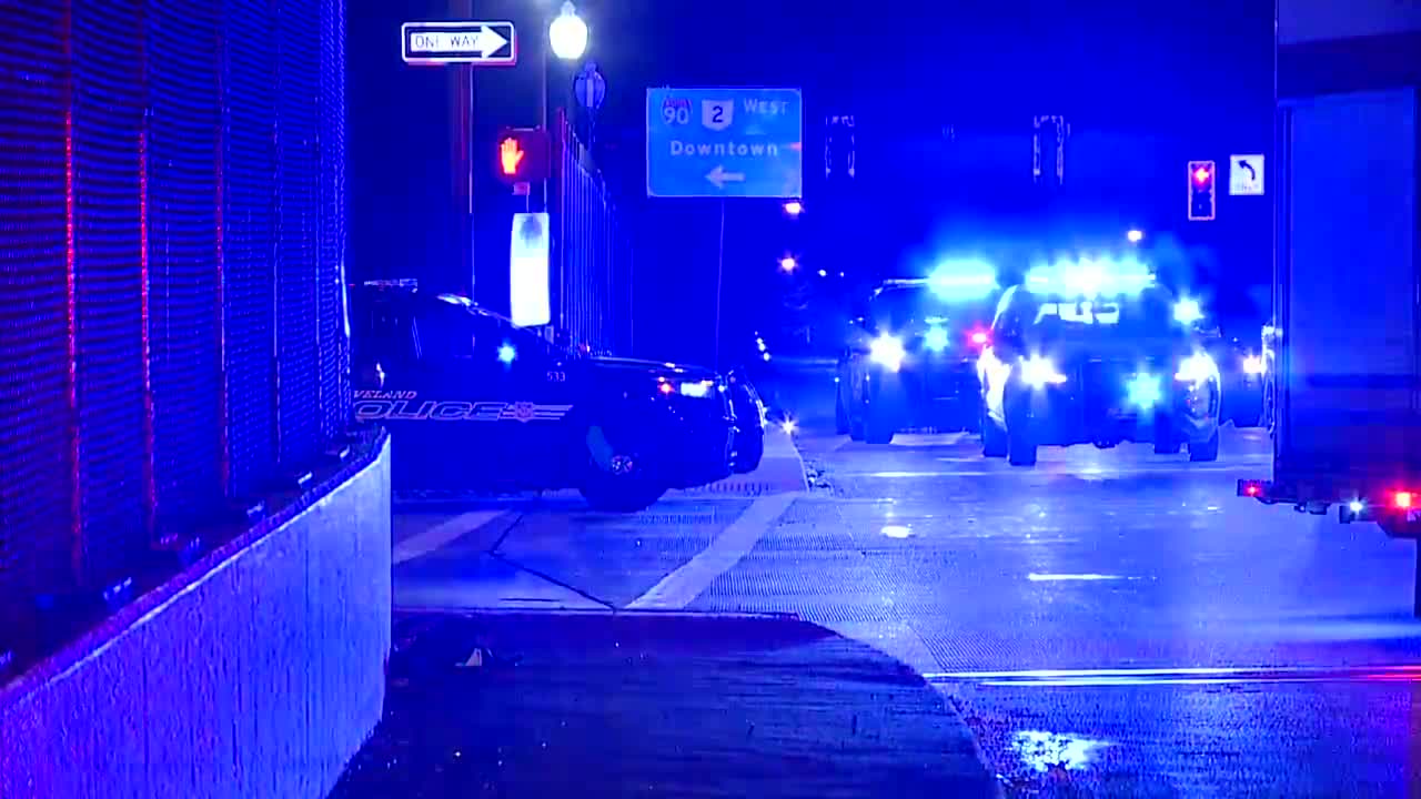 Latest: 1 killed, 1 hurt in fiery crash after driver fled traffic stop ...