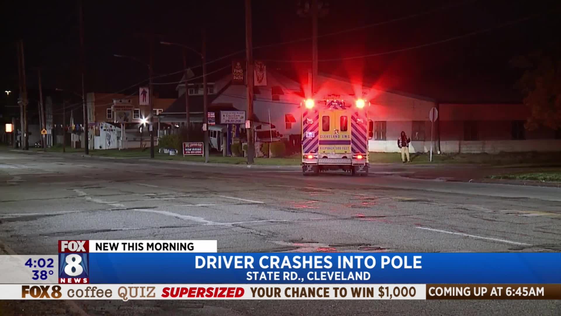 Driver trapped after hitting pole in Cleveland – Fox 8 Cleveland WJW
