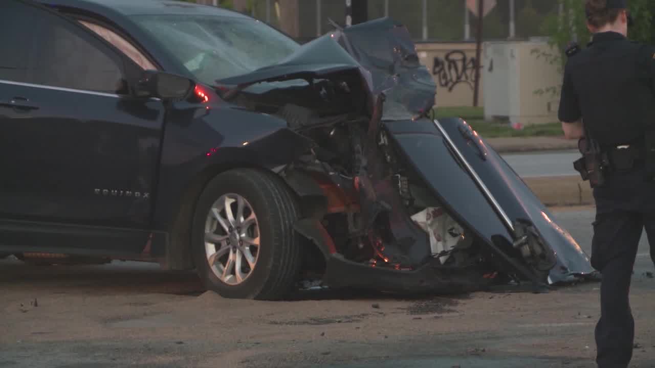Man killed in crash near West 117th Street plaza – Fox 8 Cleveland WJW